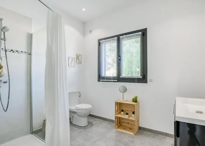 St Cyprien By Interhome